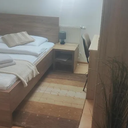 Orlan 브라티슬라바